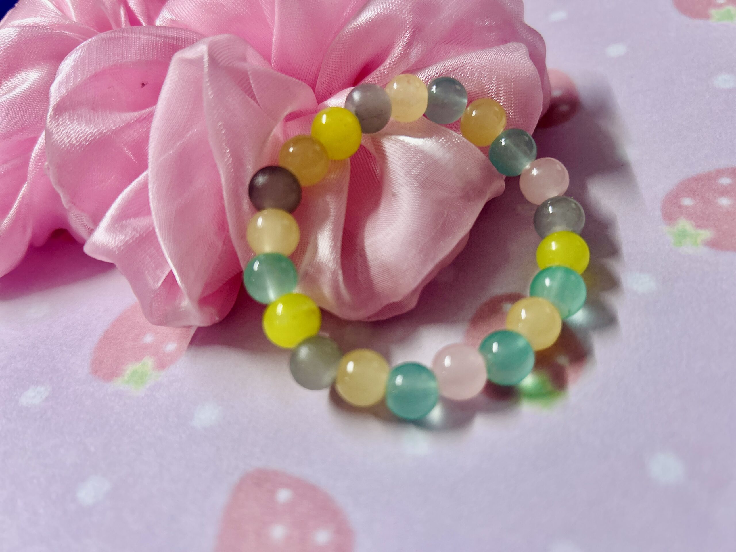 handmade multicolor beads bracelet.